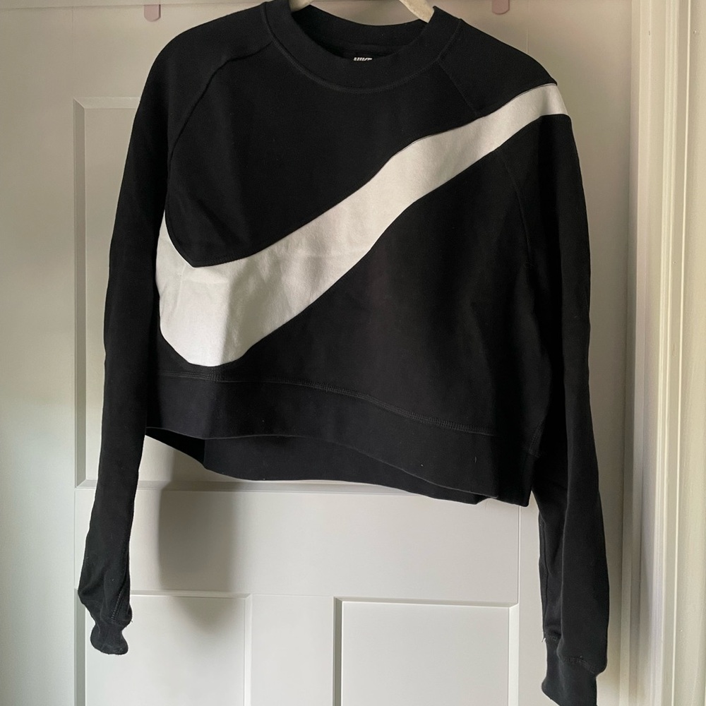 Cropped Nike Crew Neck Sweatshirt